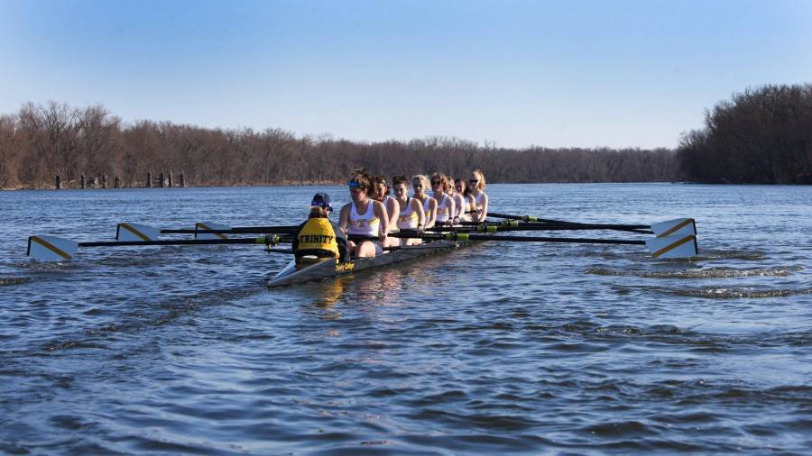 2022_women_s_rowing.jpg