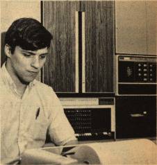 dave-kiarsis-uses-pdp-8.jpg