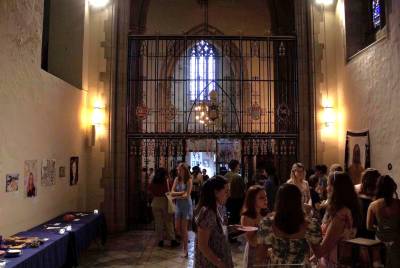 TrinGala 2023. Photo Credit: [[https://www.instagram.com/p/CbINz4_g-tz/?hl=en|Nest Artists]]